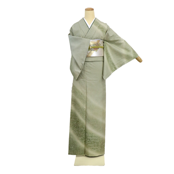 静かに漂う波(千草鼠)